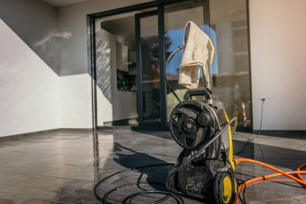 Best Parking Lot and Garage Cleaning  in Eastlawn Gardens, PA